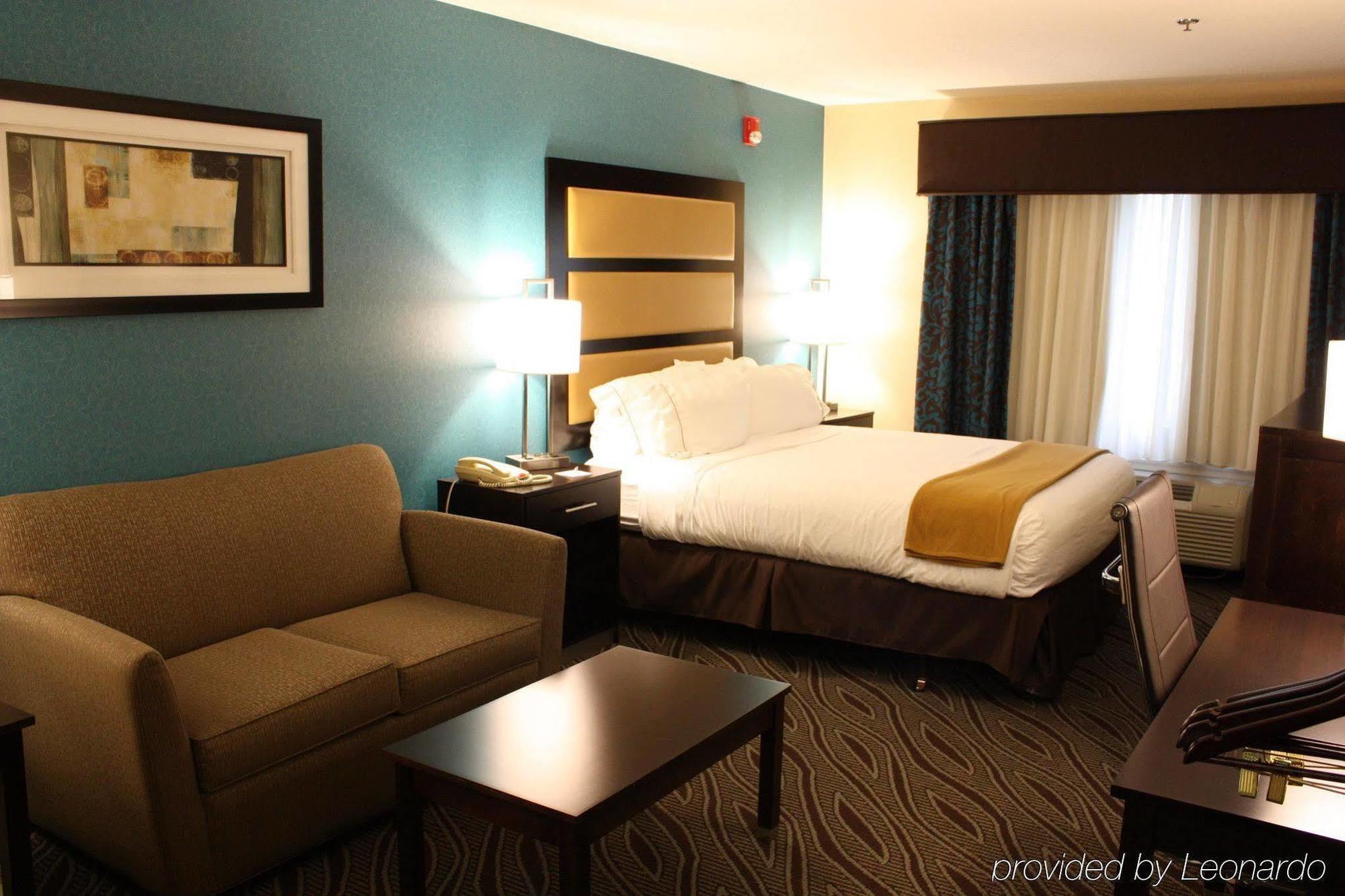 Holiday Inn Express - Ludlow - Chicopee Area By Ihg Exterior photo